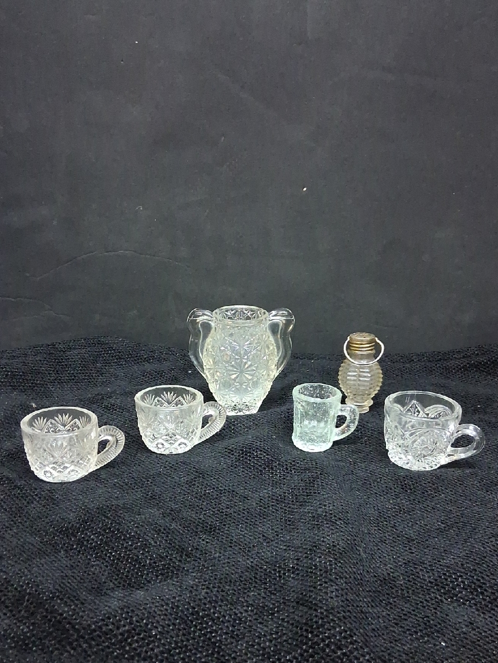 Vintage 4 clear tiny‎ Thumbelina cups, Toothpick Holder, Salt Shaker (Set 6)
